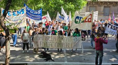 Los docentes de la UNS anunciaron un paro de 120 horas