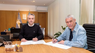 Larroque y Ferraresi firmaron un convenio para fortalecer las UDI en Avellaneda
