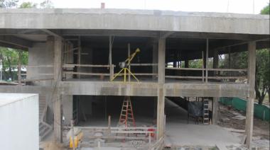 La Universidad de Moreno finalizará la construcción de 19 aulas con financiamiento provincial