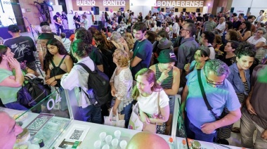 Más de 2.000 personas disfrutaron de “La Noche de las Casas” en la Casa de la Provincia