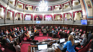 La primera sesión extraordinaria del Senado pasó a cuarto intermedio para el jueves