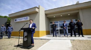Kicillof encabezó la inauguración de un polo logístico y escuadrón de caballería en Pinamar