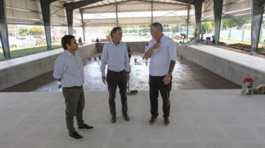 Navarro: Katopodis recorrió obras de infraestructura hídrica y social