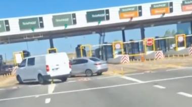 Multaron e inhabilitaron a los conductores que se pelearon en la Autopista
