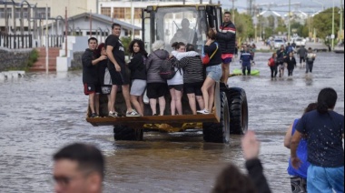 Cuántas personas permanecen desaparecidas tras el temporal en Bahía Blanca