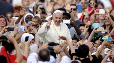 Kicillof despidió al Papa Francisco con un sentido mensaje y decretó duelo provincial