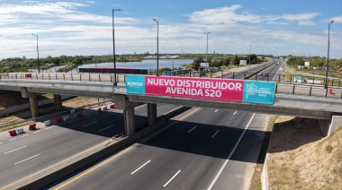 Kicillof refuerza el rol del Estado con obra pública, viviendas y homenaje al Papa