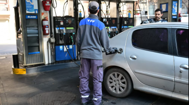 YPF bajará el precio de los combustibles desde el 1° de mayo