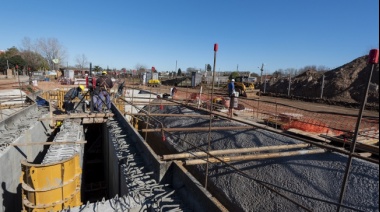 Avanza el recambio de más de 124 mil metros de cañerías de agua en La Plata