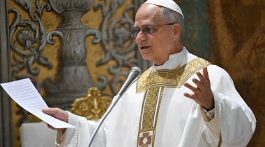 Primera homilía de León XIV: “Como dijo Francisco, estamos llamados a dar testimonio de nuestra fe”