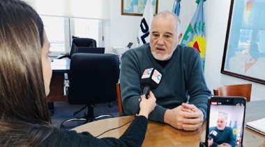 El titular del Puerto de La Plata criticó el modelo de privatización de la Hidrovía