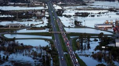 Inundaciones en la zona norte bonaerense: más de 2900 evacuados