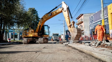 “Mejor conectividad y más seguridad para Pilar”: Achával recorrió las obras en Ruta 8