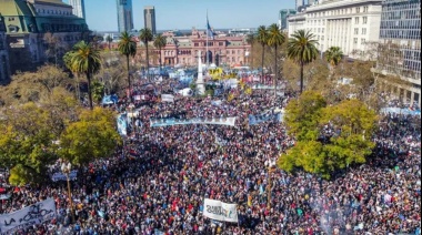 "Me pueden encerrar a mí, pero no a todo el pueblo argentino", dijo CFK