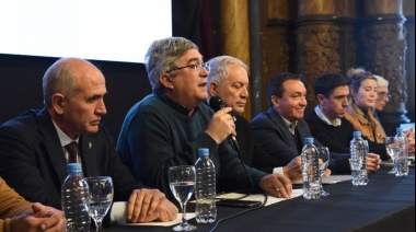 Javier Rodríguez y Julio Alak lanzan el plan de infraestructura para producción