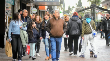 Los turistas gastaron casi un 30 % menos durante los fines de semana largos de junio