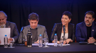 Kicillof y Mayra Mendoza: foto de unidad en el inicio de la campaña de Fuerza Patria