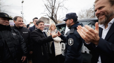 Kicillof entregó nuevos patrulleros para fortalecer la seguridad en Ezeiza