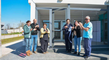 Kreplak inauguró un CAPS y entregó ambulancia en Alberti