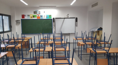 El viernes es día no laborable: ¿habrá clases en las escuelas?