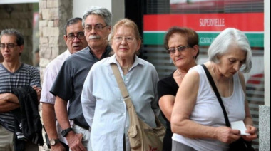 Jubilados: el bono de $70.000 lleva 18 meses congelado pese a la inflación