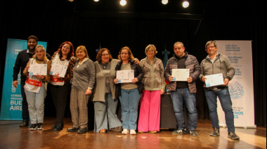 Provincia entregó diplomas en salud y seguridad laboral a 35 dirigentes sindicales