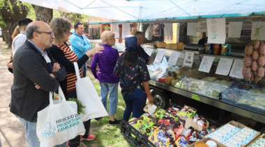 El Mercado de Productores Familiares sigue recorriendo la Provincia