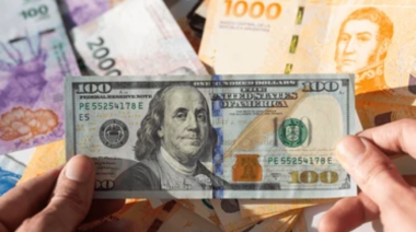 El dólar alcanza su máximo histórico y el riesgo país vuelve a encender alarmas