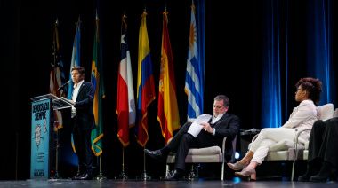 Kicillof desde Nueva York: “En Argentina están en riesgo la división de poderes”