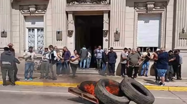 Protesta de productores y crisis política en 9 de Julio