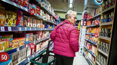 Descuentos en supermercados y reintegros bancarios: así es el nuevo programa de Anses para jubilados