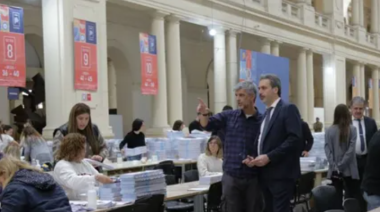 Santilli encabezaría la lista y el Gobierno pide reimprimir boletas en Provincia