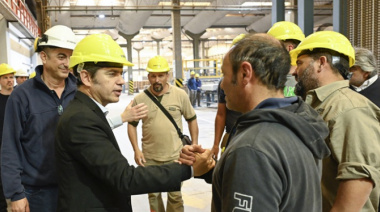 Kicillof en Olavarría: reunión con empresarios y trabajadores, críticas al Gobierno y al pedido de reimprimir boletas