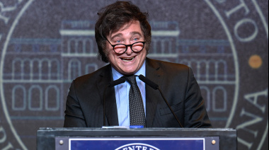 Javier Milei prepara un nuevo plan de convertibilidad peso-dólar con respaldo de EE.UU.