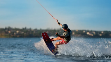Surf sin olas: los mejores lugares bonaerenses para practicar Wakeboard