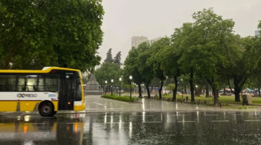 El mal tiempo cubre al noreste bonaerense con fuertes tormentas