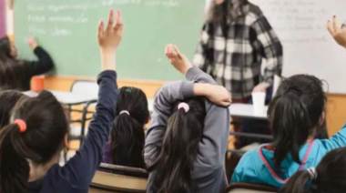 Confirman el piso de 190 días de clases en 2026 y anuncian mayor control de las horas escolares