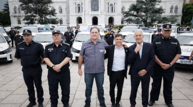Kicillof entregó 40 patrulleros para fortalecer la seguridad en La Plata