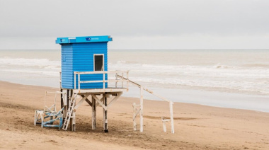 Conflictos con guardavidas en la Costa Atlántica a días del inicio de la temporada
