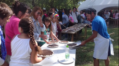 Tapalqué celebra la 14° Fiesta de la Torta Negra, un clásico del verano bonaerense