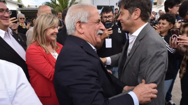 Kicillof llega al sudoeste bonaerense con obras, escrituras y recorridas oficiales