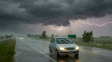 Finde XXL pasado por agua: alerta por tormentas para la Provincia