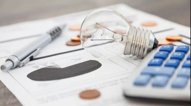 Fuerte suba de tarifas en abril: aumentan transporte, luz, agua y prepagas