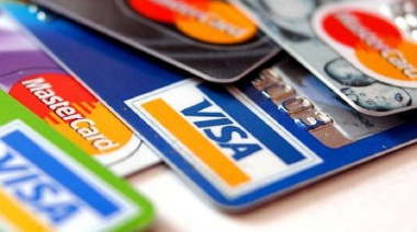 La Libertad Avanza va contra el impuesto a las tarjetas de crédito