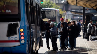 En Provincia, el boleto de colectivo subió 1.545% desde diciembre de 2023