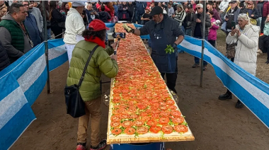 Villa Gesell hizo el sandwich de miga más grande del mundo