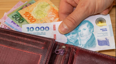 Según el Indec, en abril los salarios subieron más que la inflación