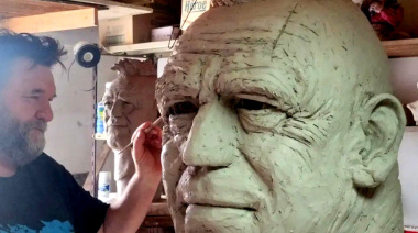 Ricardo Iorio: así avanza el monumento de seis metros en las sierras bonaerenses