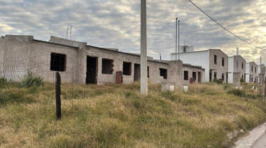 La Provincia finalizará viviendas que Nación paralizó en Bahía Blanca
