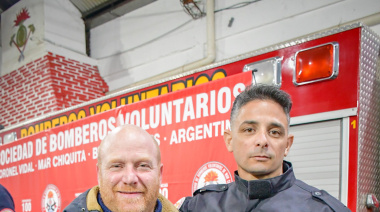 Mar Chiquita recibió a los bomberos que volvieron de la misión de rescate en Venezuela